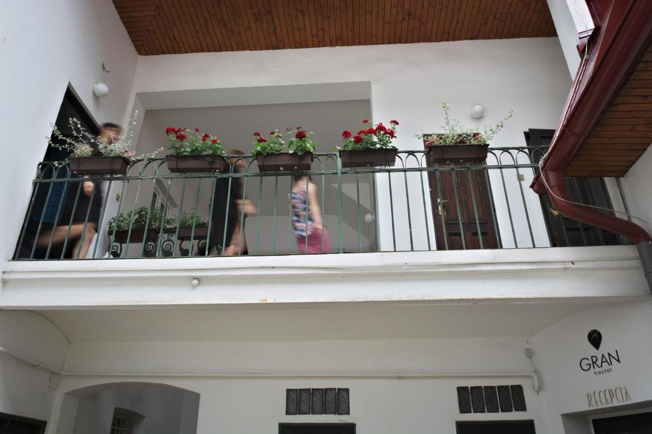 Gran Hostel Banska Bystrica Bagian luar foto