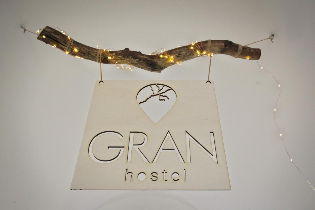 Gran Hostel Banska Bystrica Bagian luar foto