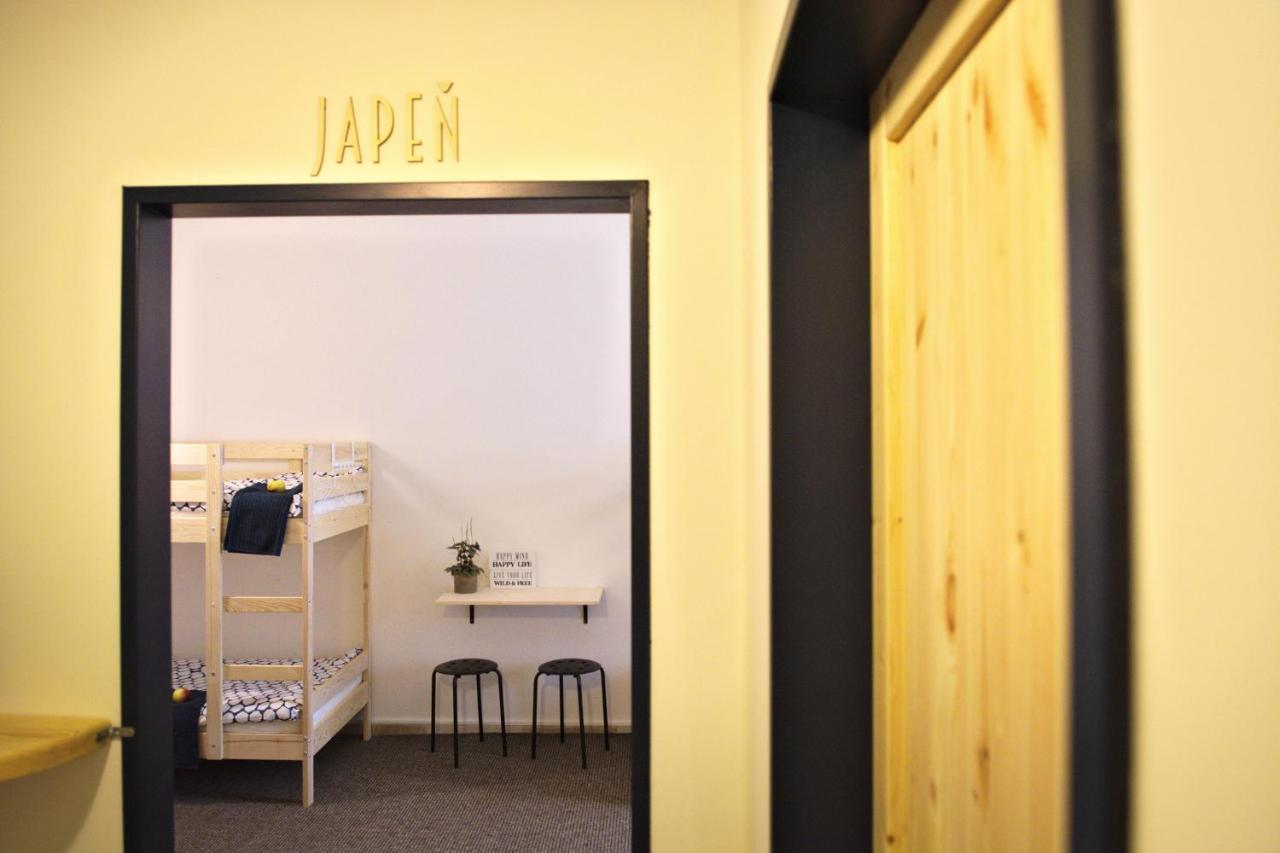Gran Hostel Banska Bystrica Bagian luar foto