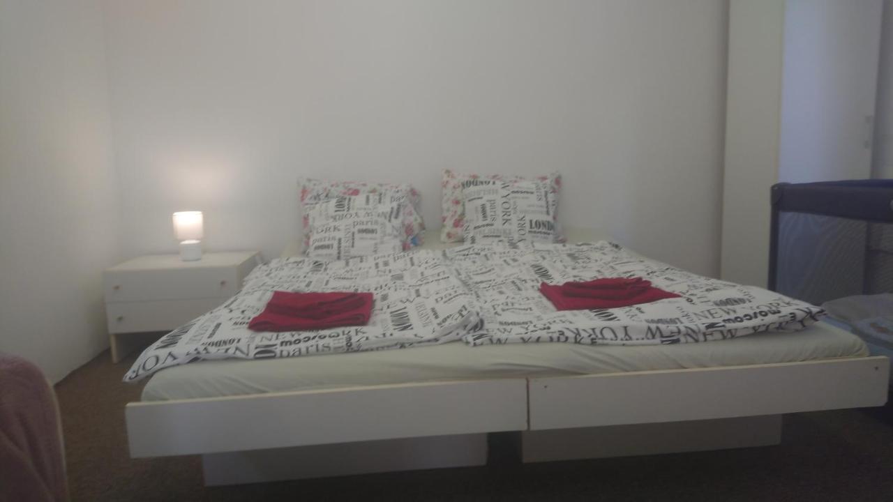 Gran Hostel Banska Bystrica Bagian luar foto