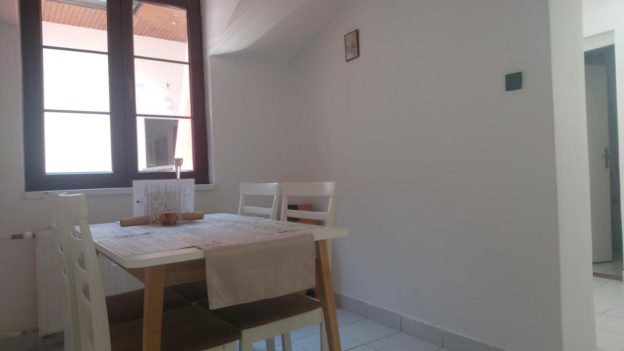 Gran Hostel Banska Bystrica Bagian luar foto