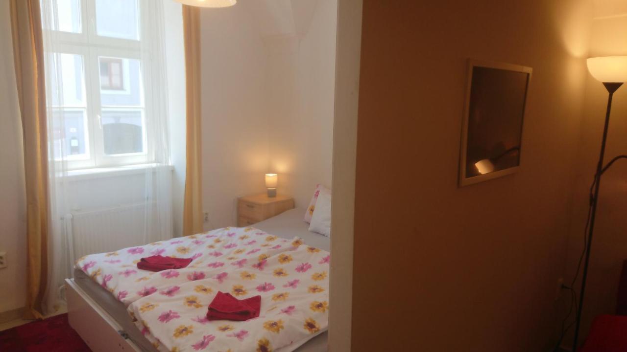 Gran Hostel Banska Bystrica Bagian luar foto