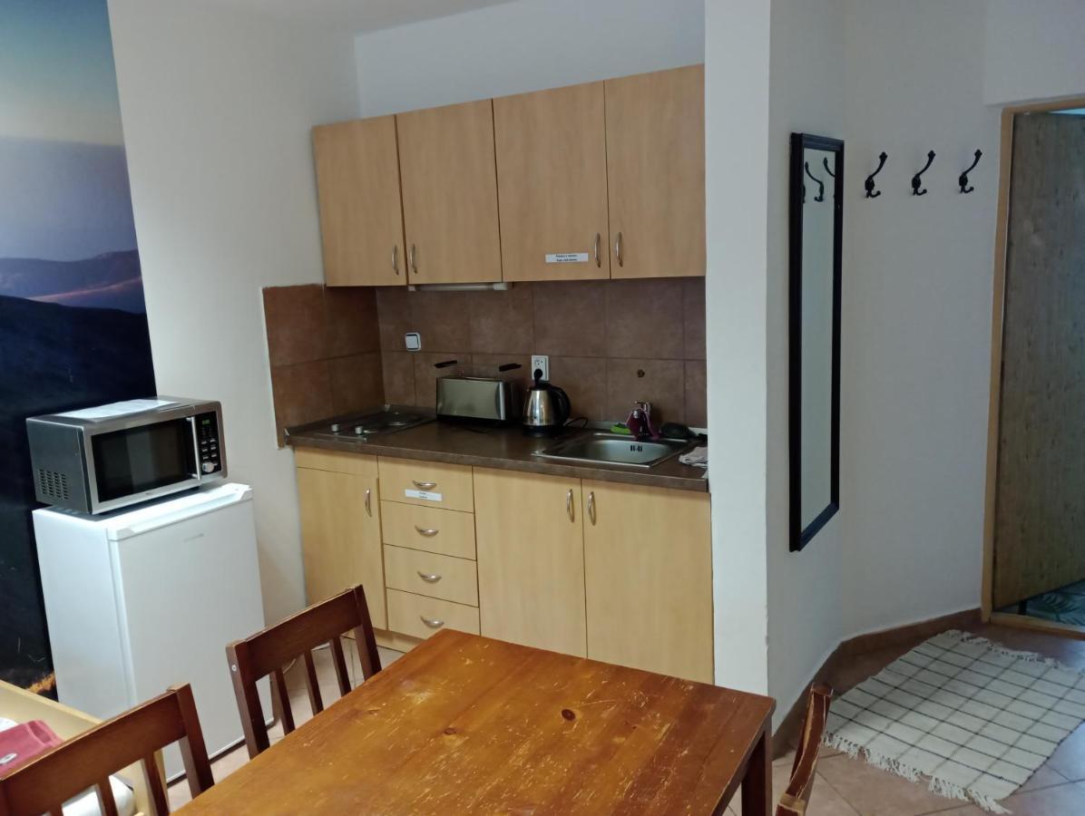 Gran Hostel Banska Bystrica Bagian luar foto