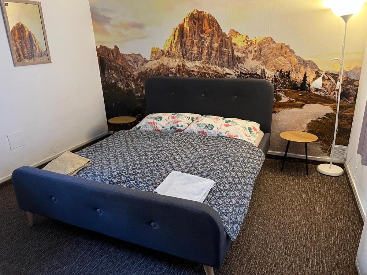 Gran Hostel Banska Bystrica Bagian luar foto