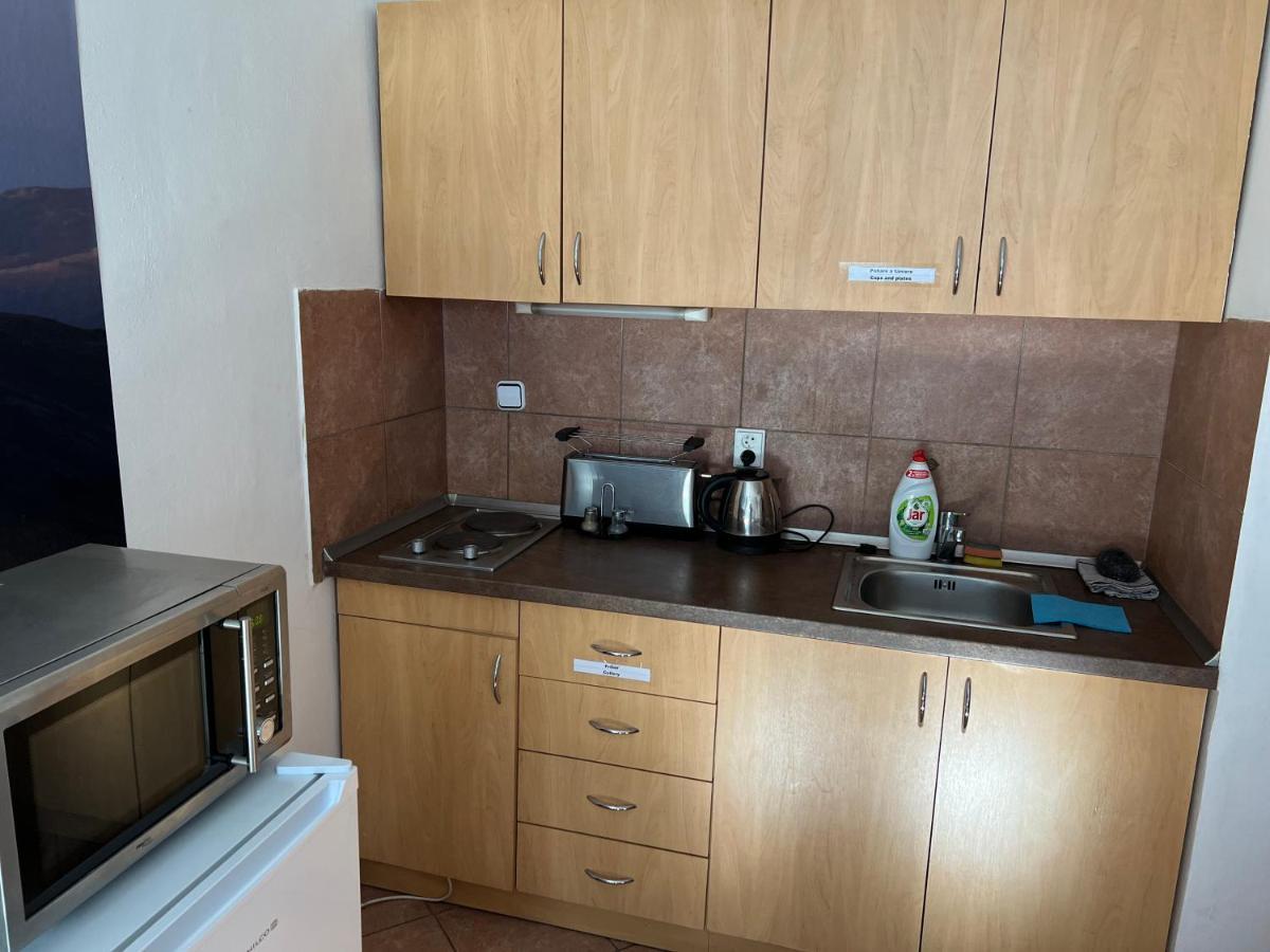 Gran Hostel Banska Bystrica Bagian luar foto