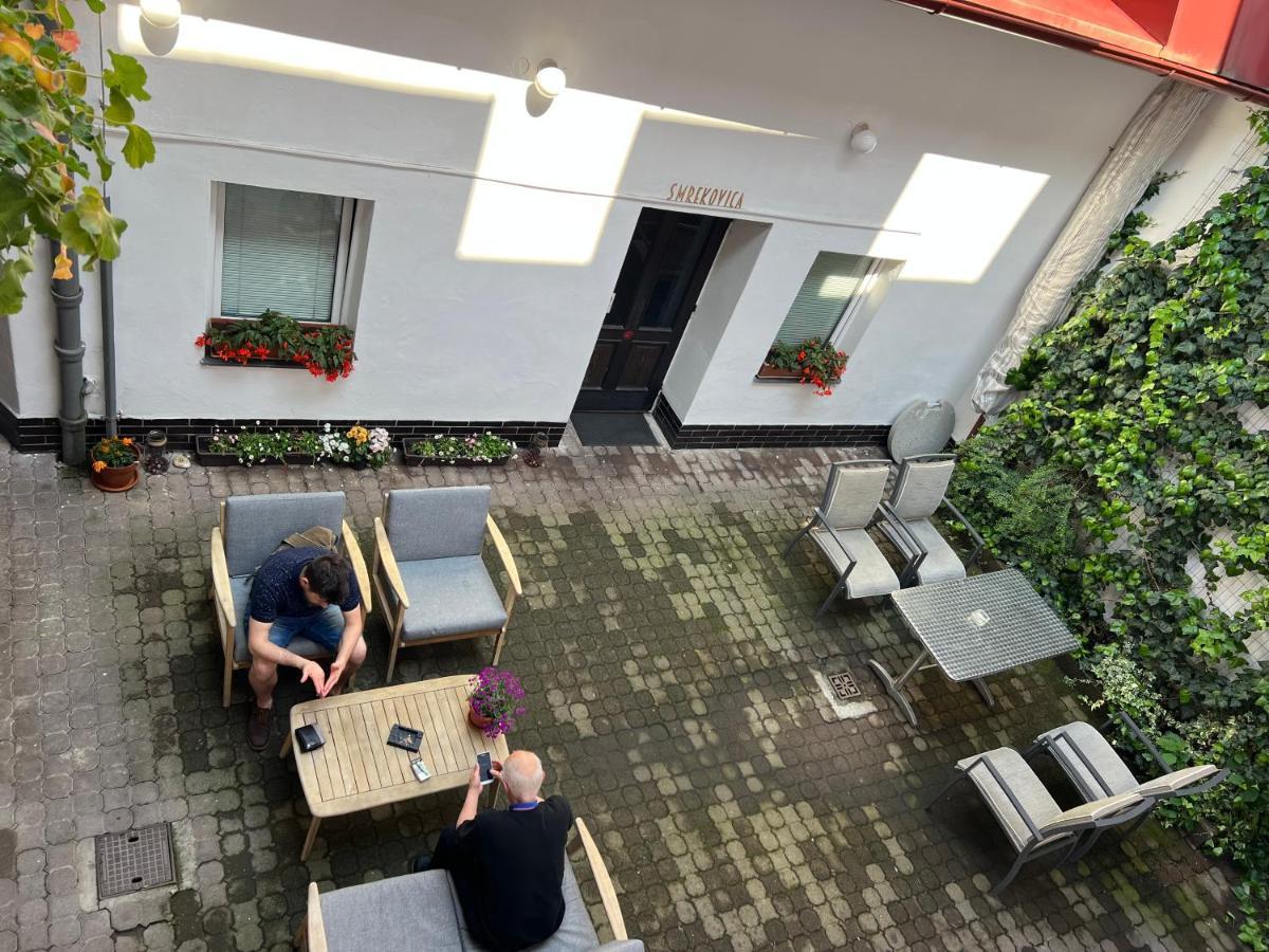 Gran Hostel Banska Bystrica Bagian luar foto